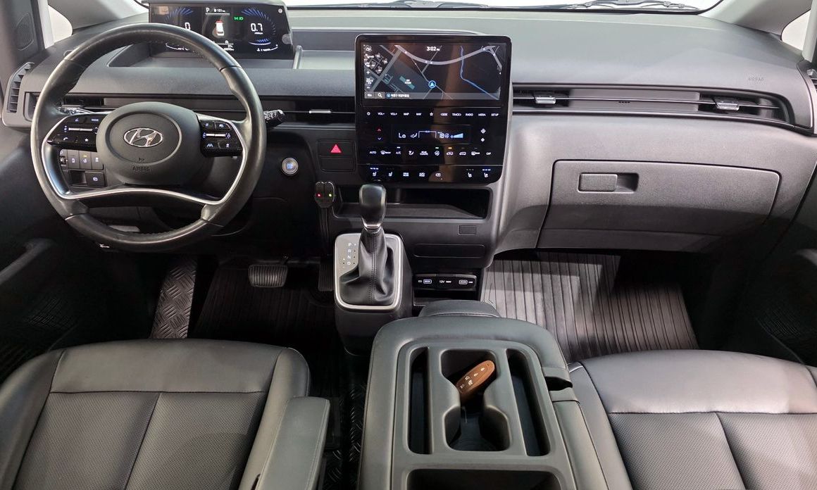 Hyundai Staria 2022