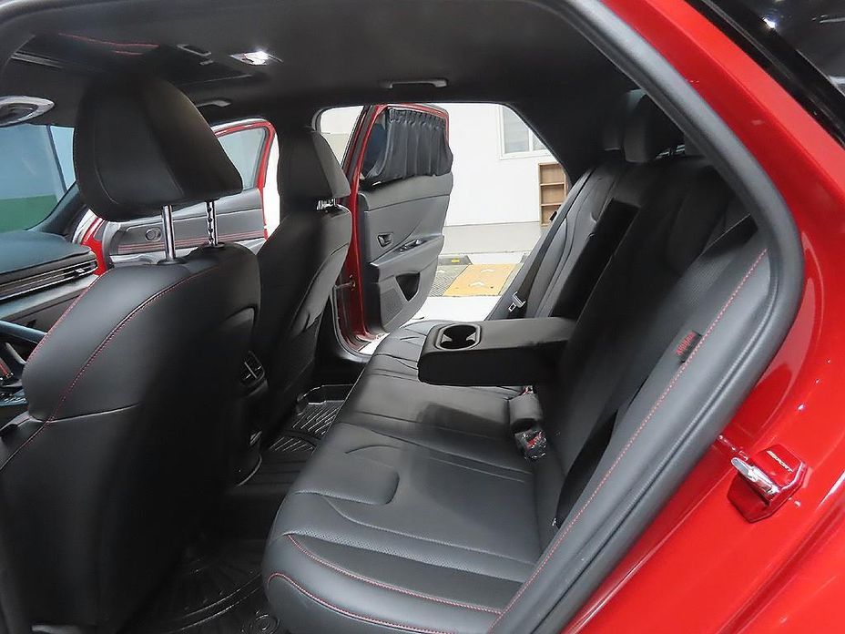 Hyundai AVANTE 2025