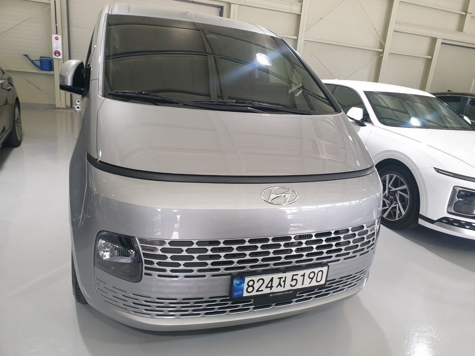 Hyundai Staria 2023