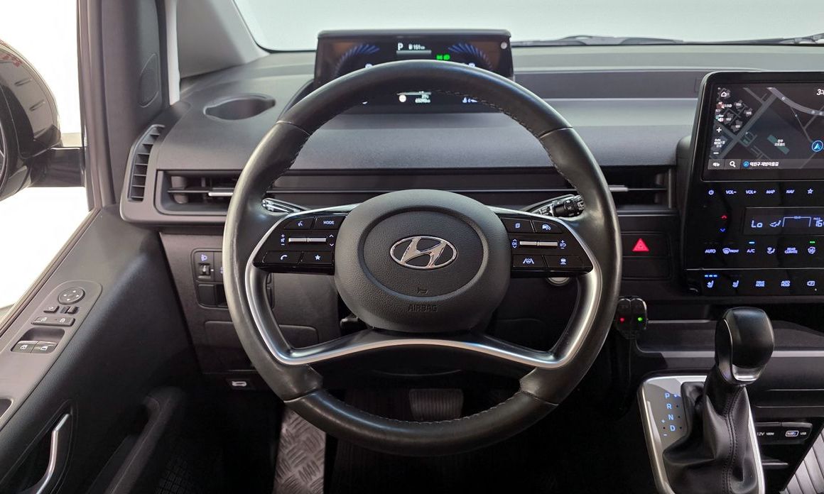 Hyundai Staria 2022