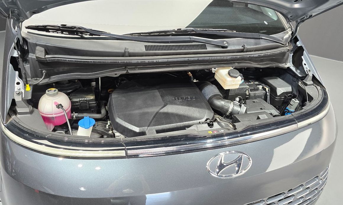 Hyundai Staria 2022