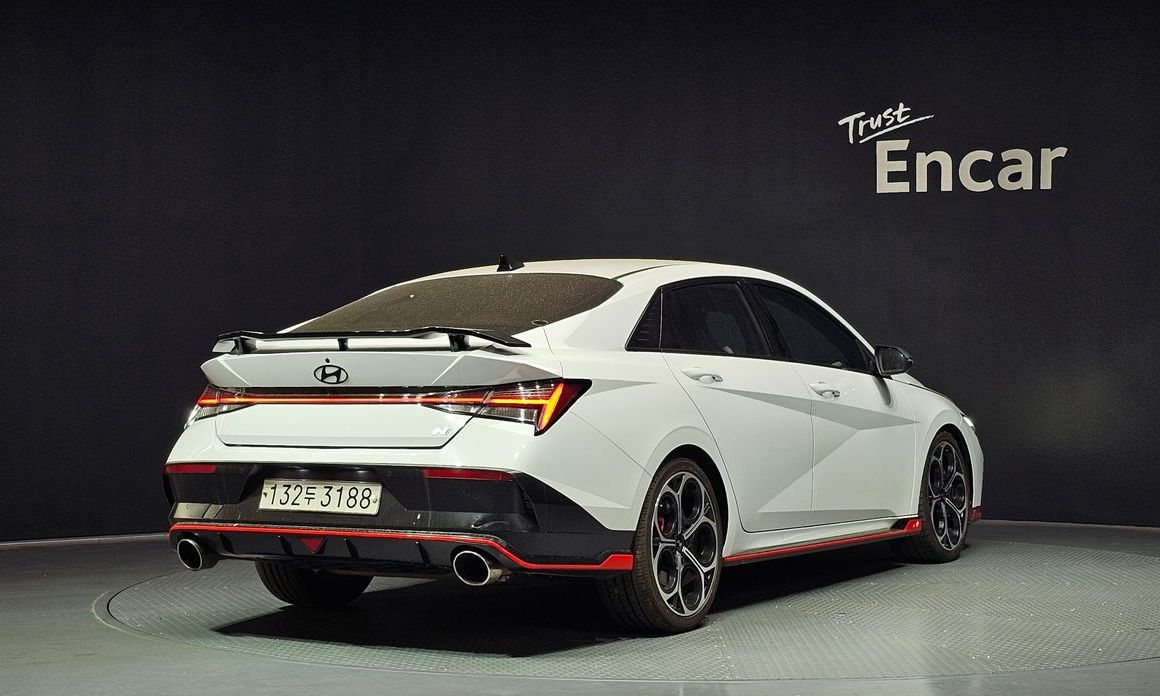 Hyundai AVANTE 2024
