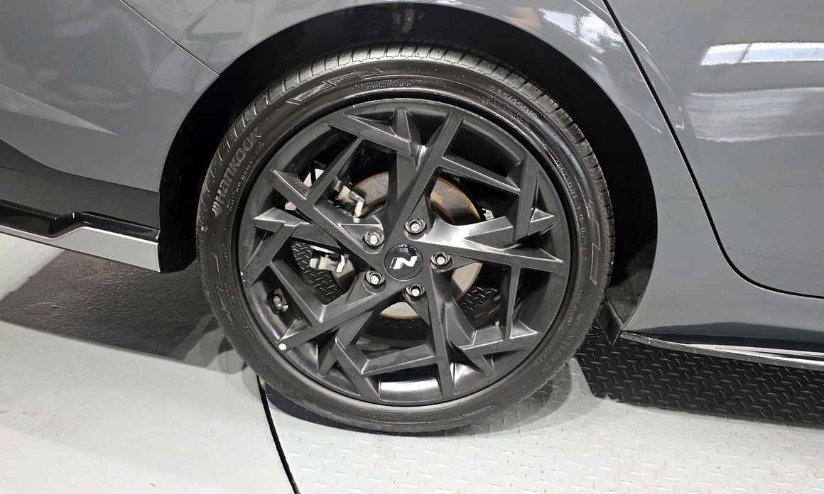 Hyundai AVANTE 2025