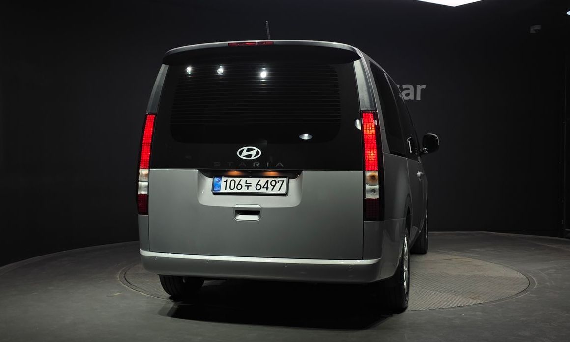 Hyundai Staria 2025