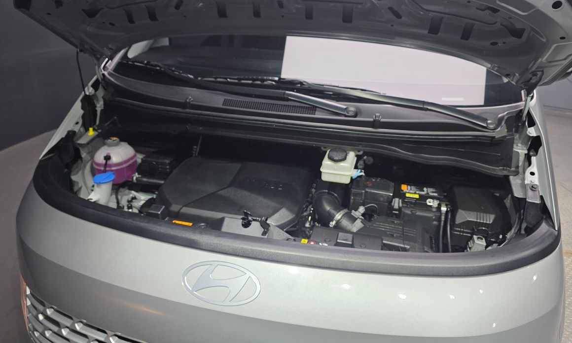 Hyundai Staria 2025