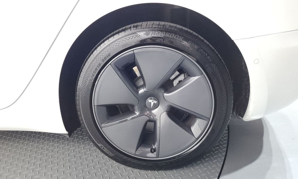 Tesla Model 3 2021