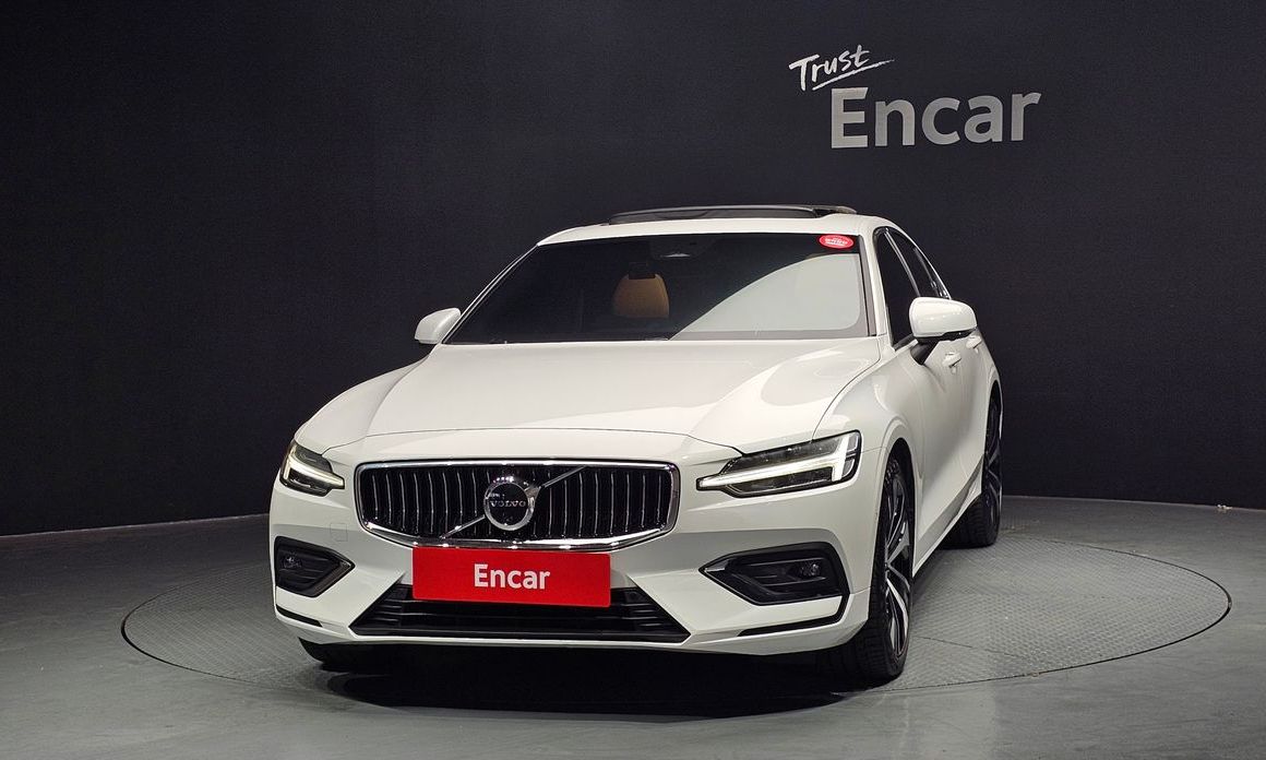 Volvo S60 2024