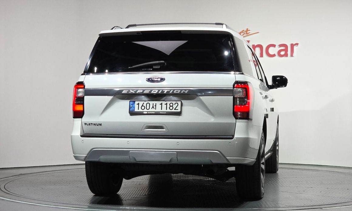 Ford Expedition 2021