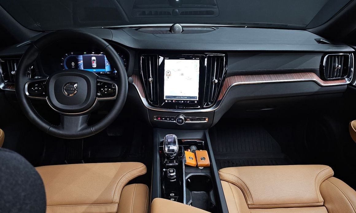 Volvo S60 2024