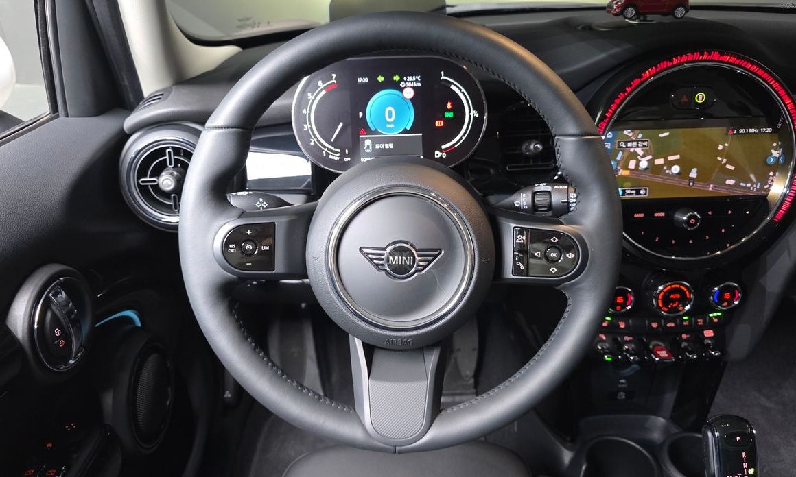 Mini Cooper 2024