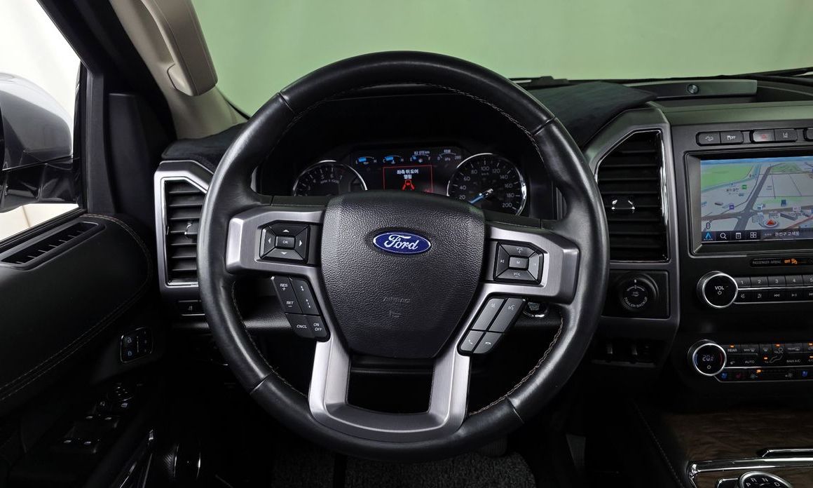Ford Expedition 2021
