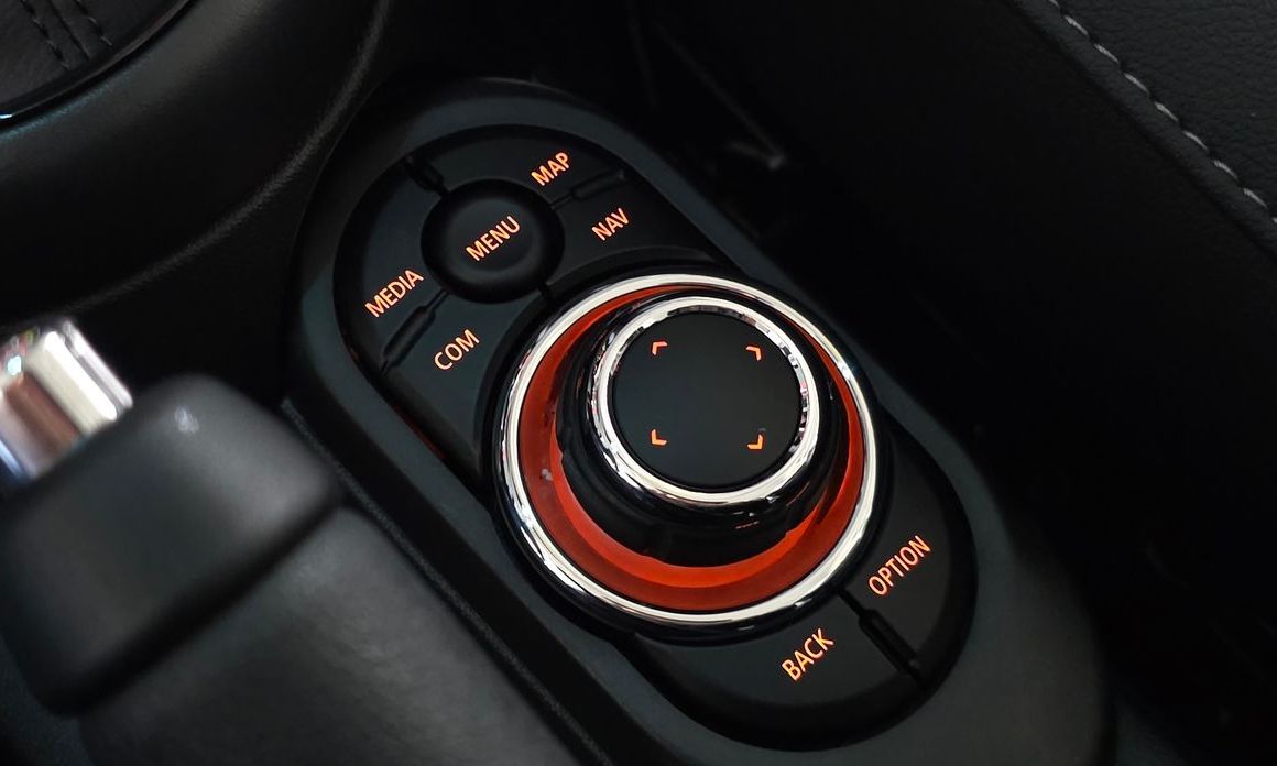 Mini Cooper 2024