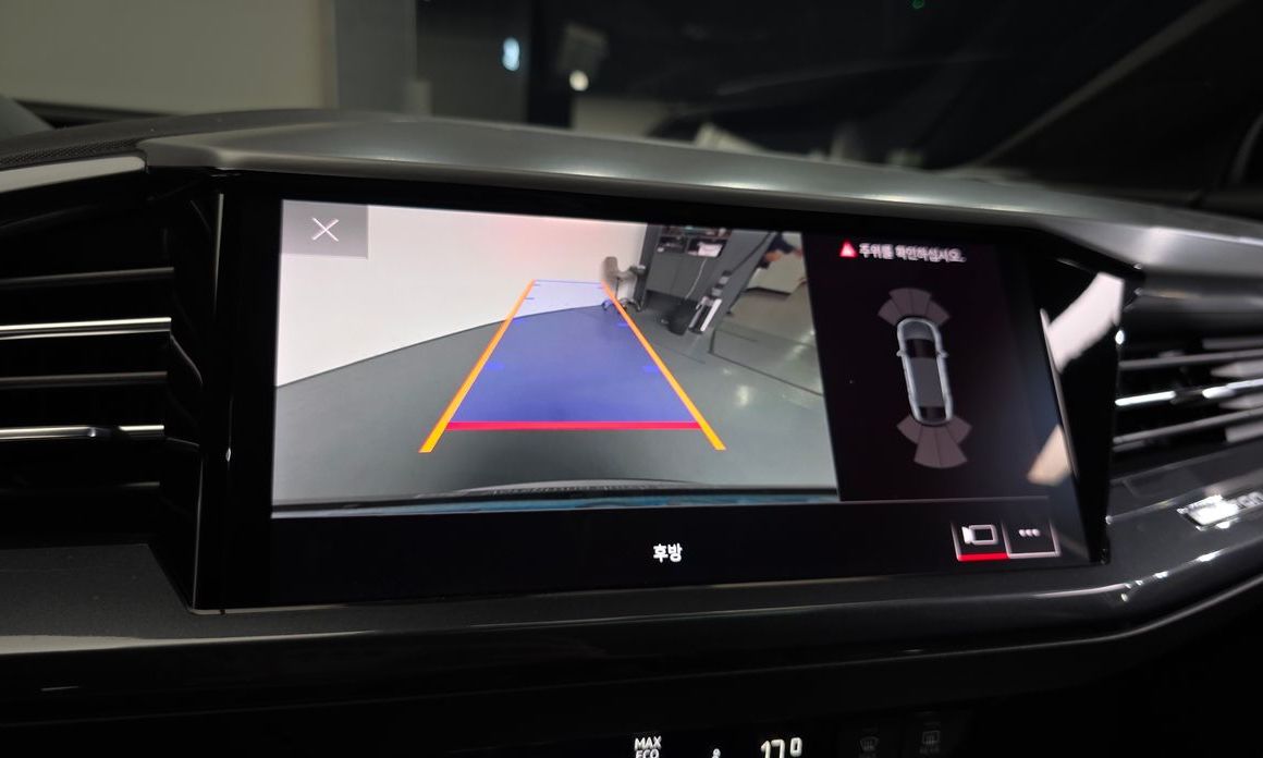 Audi Q4 e-tron 2023
