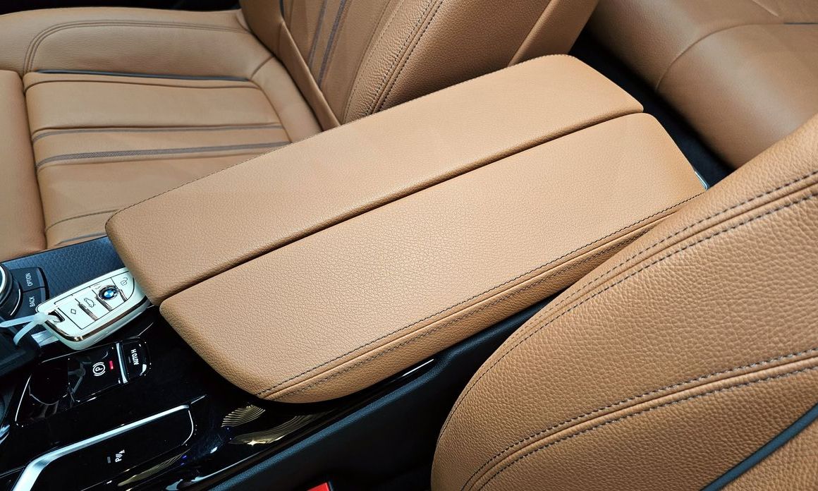 BMW 5-Series 2023