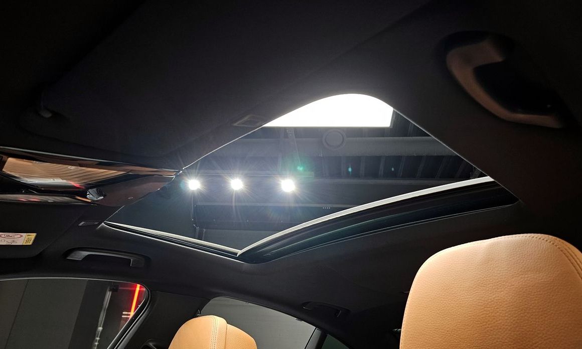 BMW 5-Series 2023