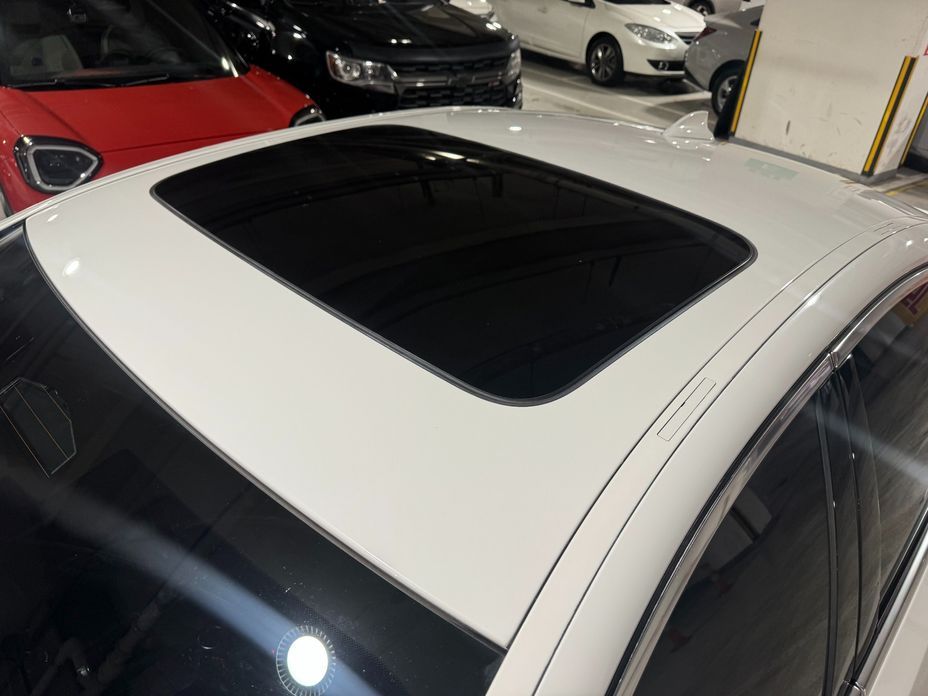 BMW 5-Series 2023
