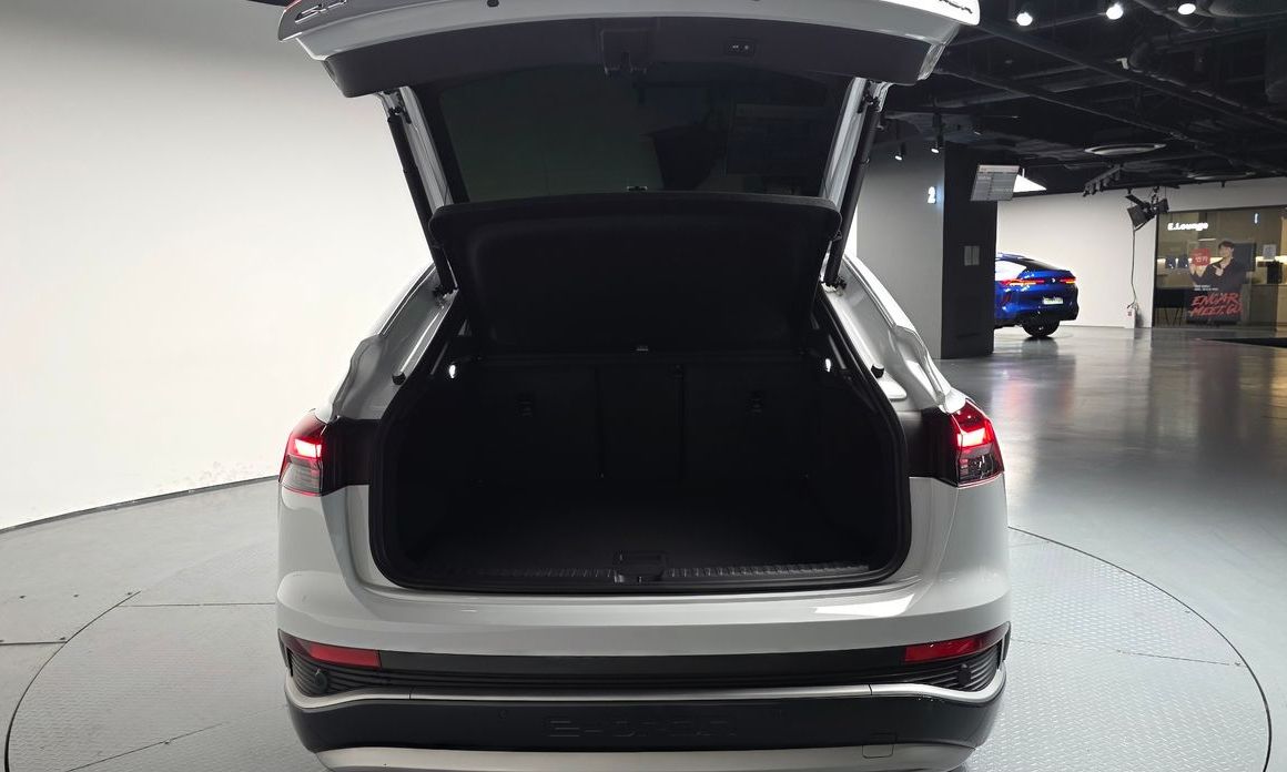 Audi Q4 e-tron 2023