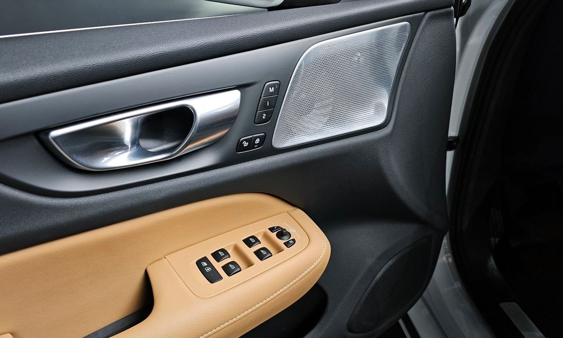 Volvo S60 2024