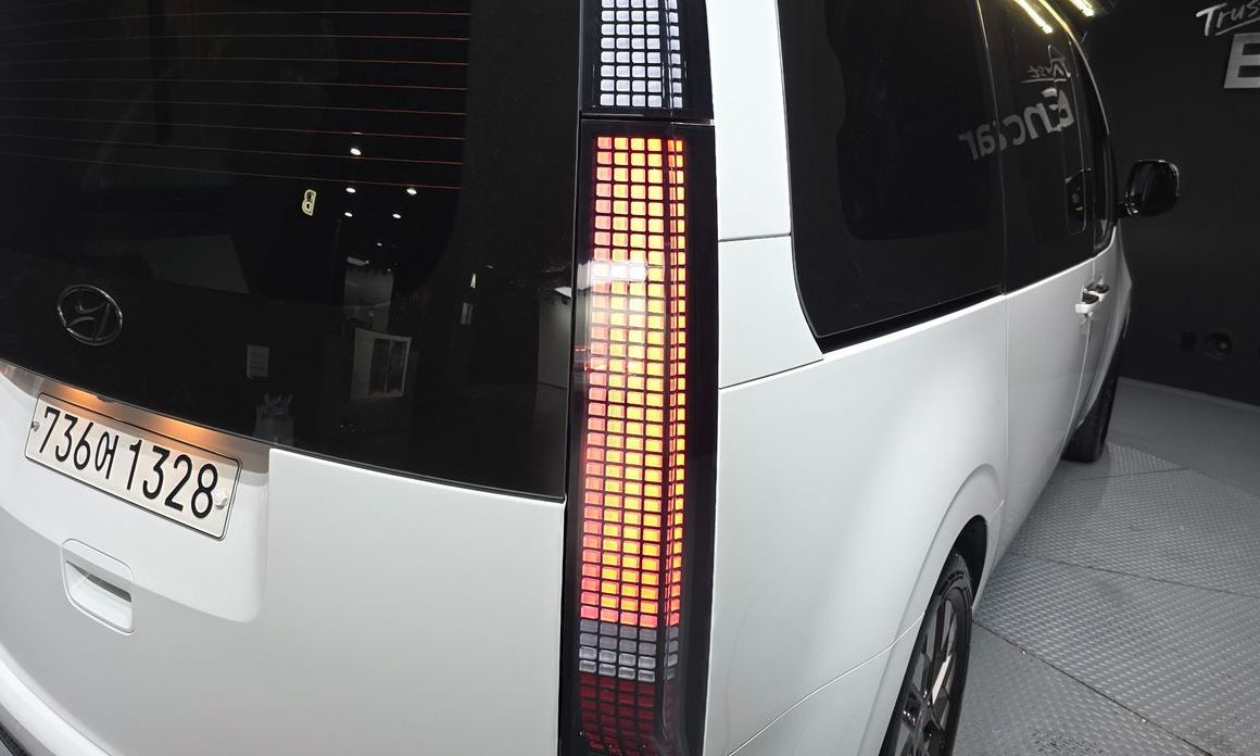 Hyundai Staria 2024