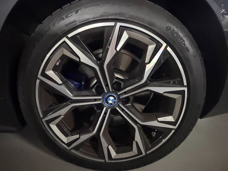 BMW i4 2024