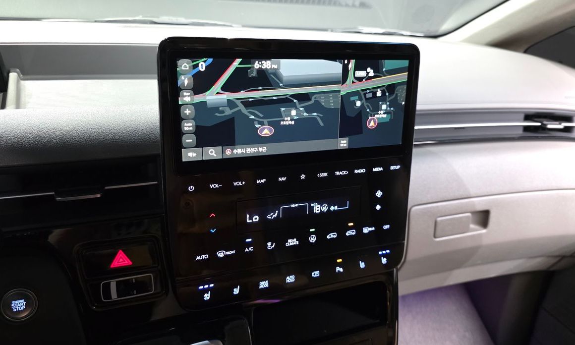 Hyundai Staria 2024