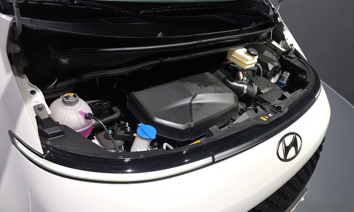 Hyundai Staria 2024