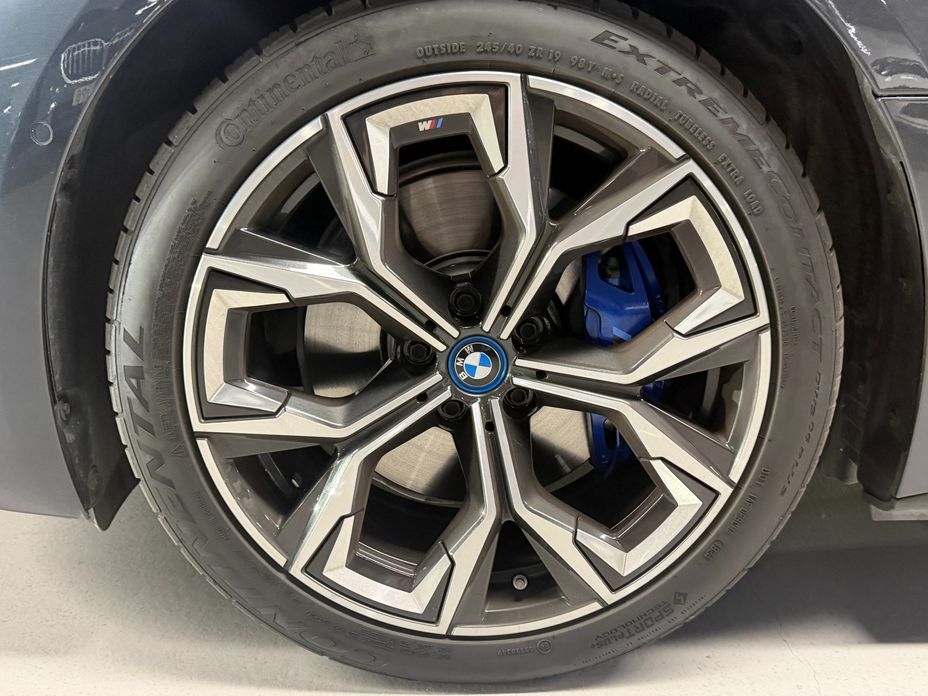 BMW i4 2024