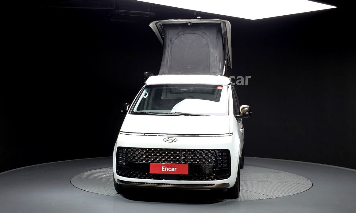 Hyundai Staria 2024