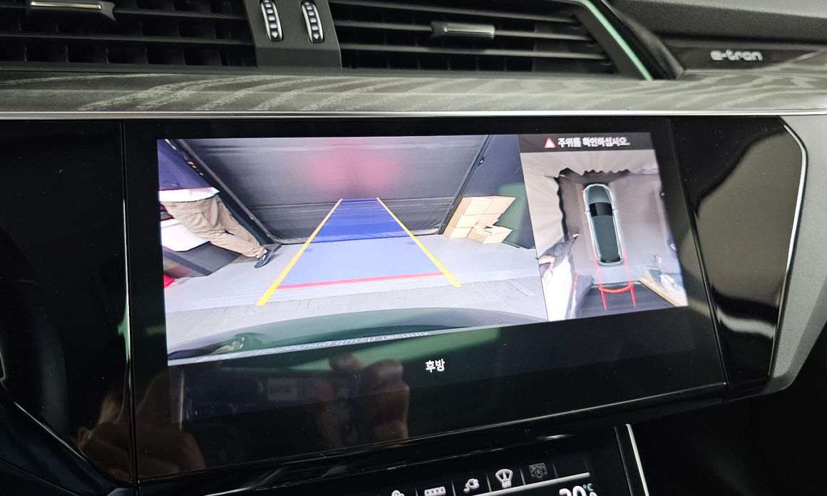 Audi e-tron 2022