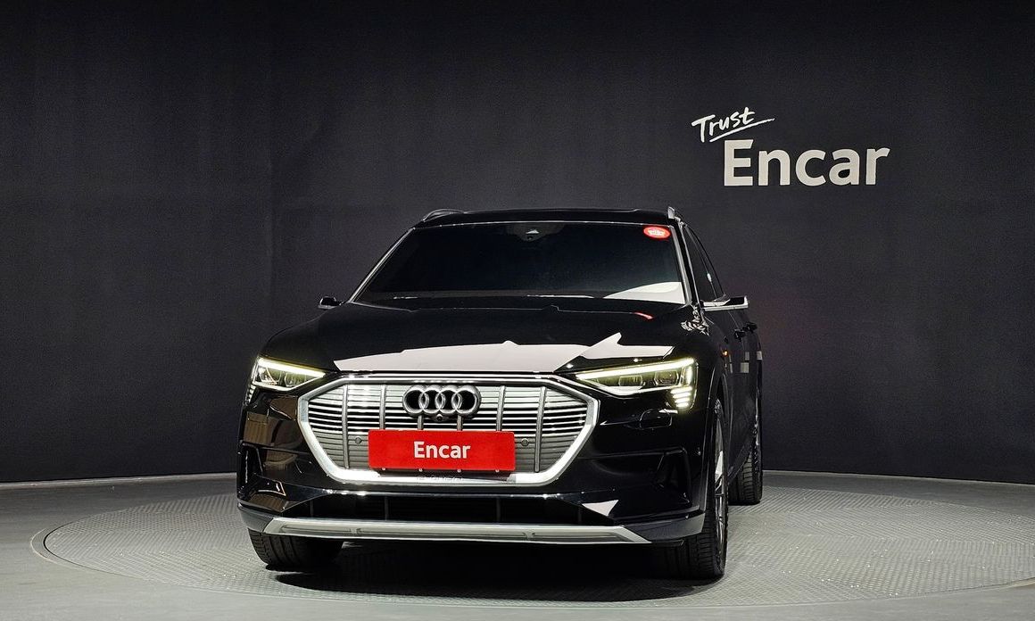 Audi e-tron 2022