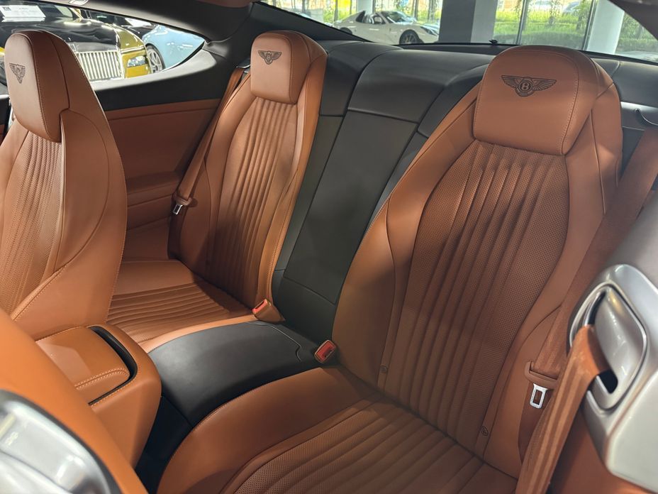Bentley Continental 2016