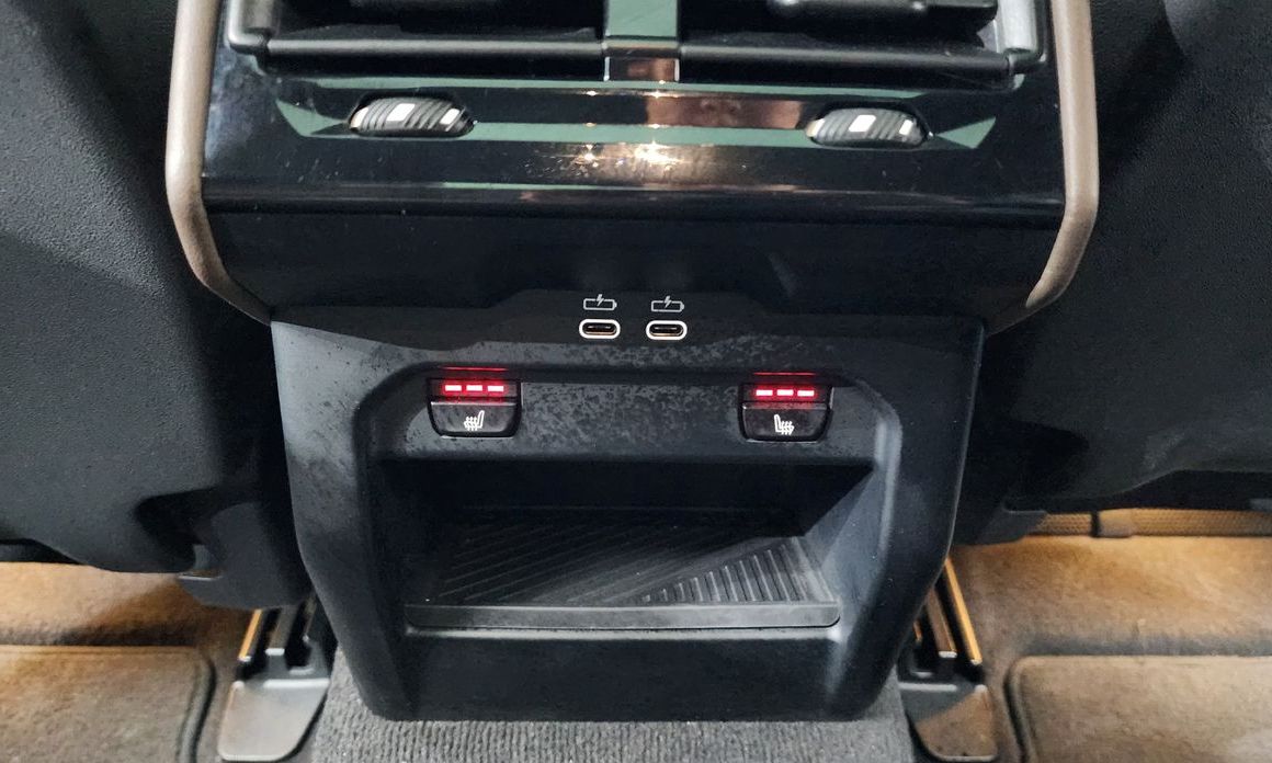 BMW 5-Series 2024