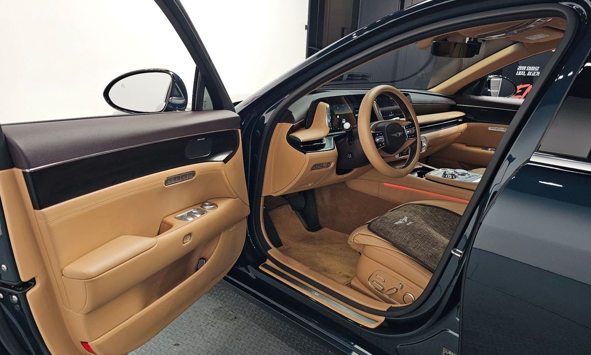 Genesis G90 2023