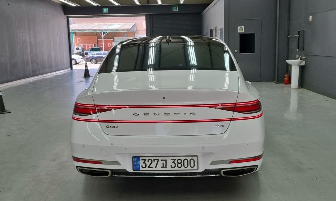 Genesis G90 2023