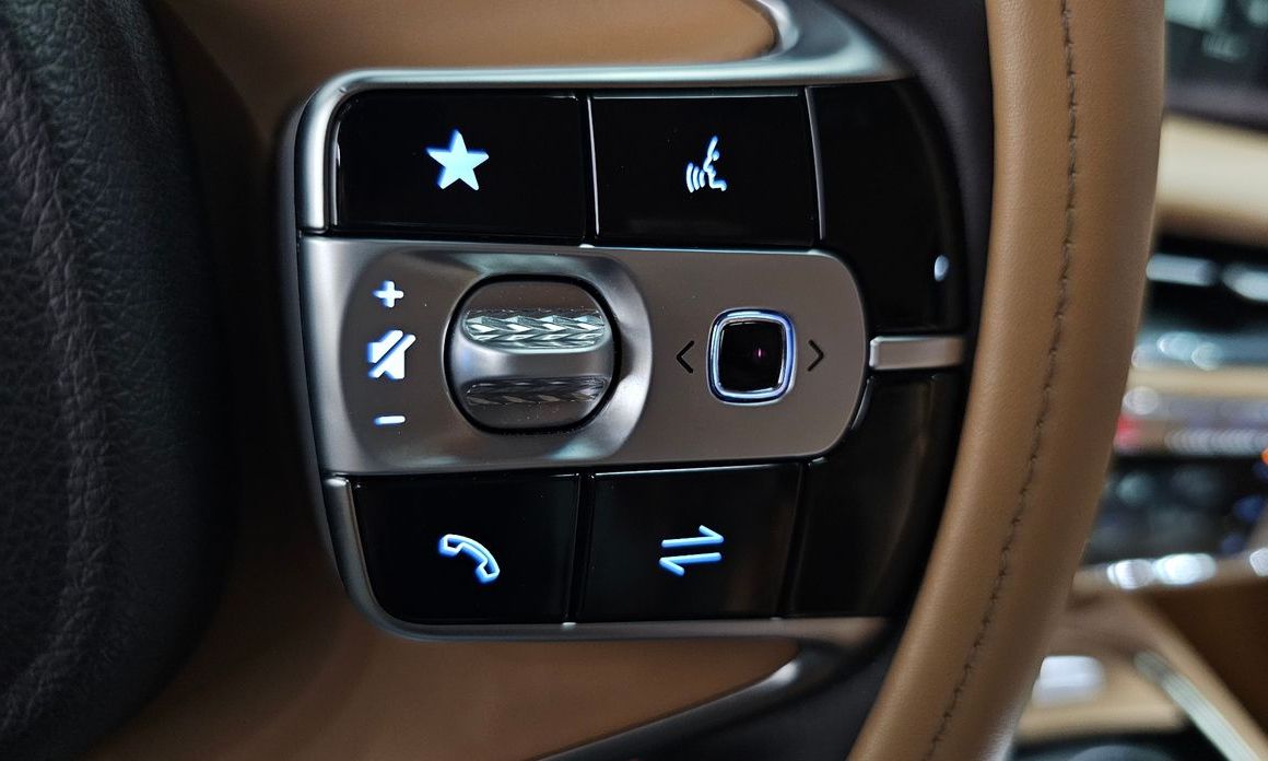 Genesis G90 2023