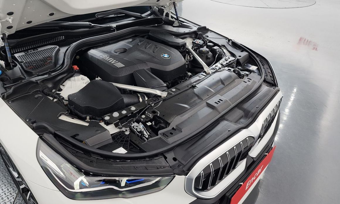BMW 5-Series 2024