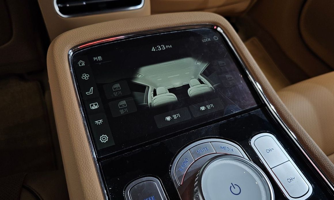 Genesis G90 2023