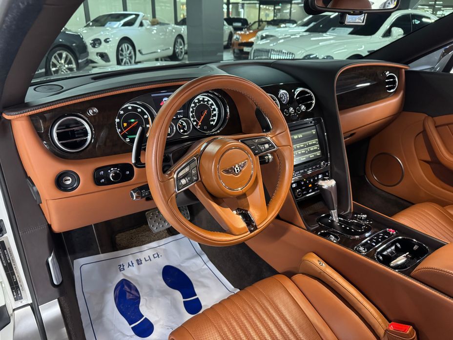 Bentley Continental 2016