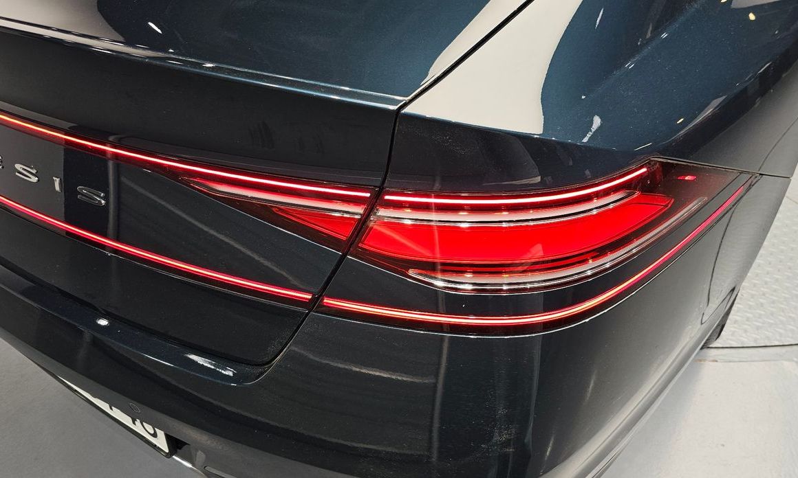 Genesis G90 2023