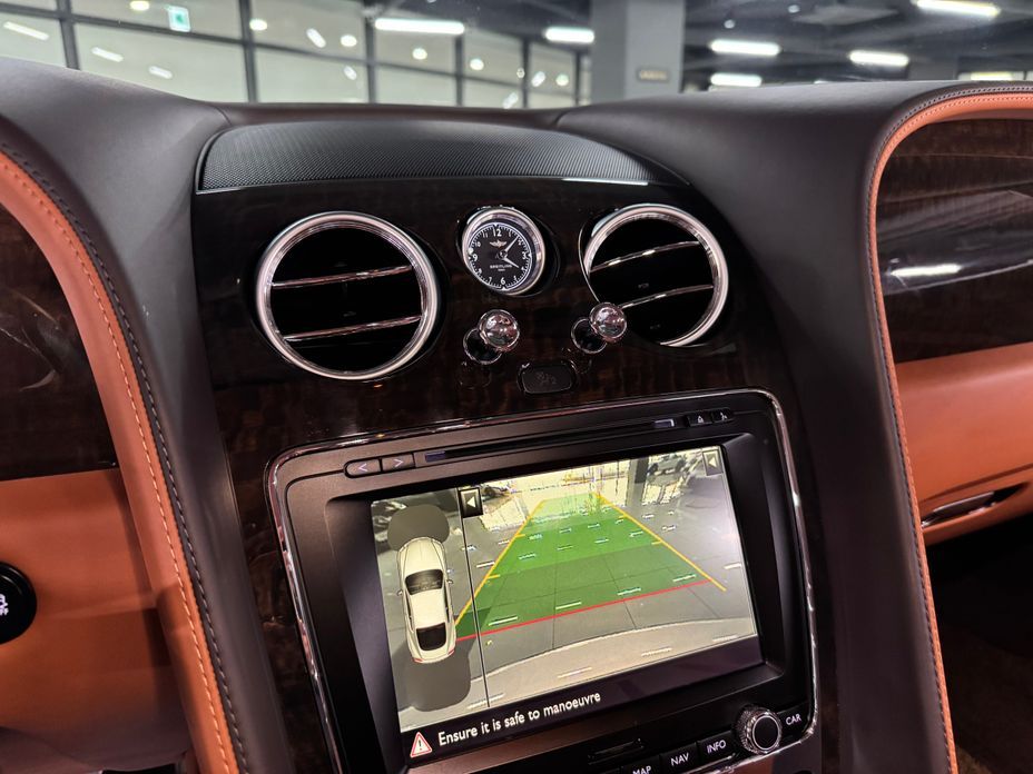 Bentley Continental 2016