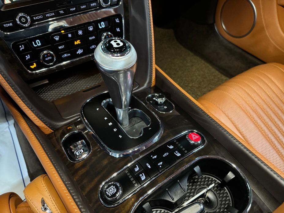 Bentley Continental 2016