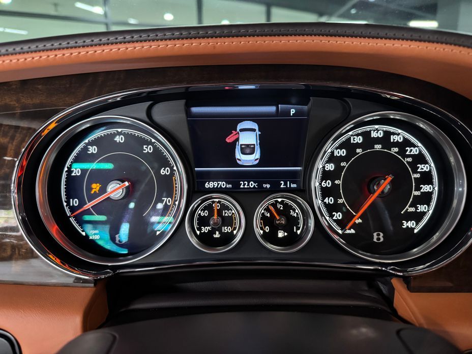 Bentley Continental 2016
