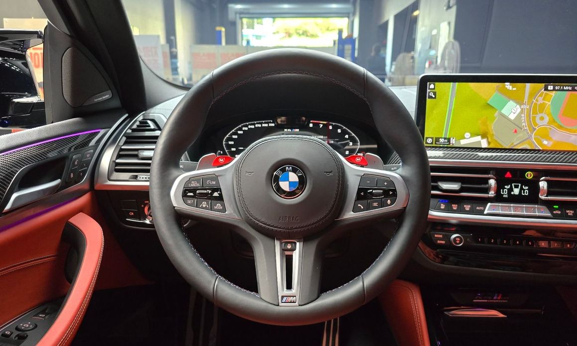 BMW X4M 2025