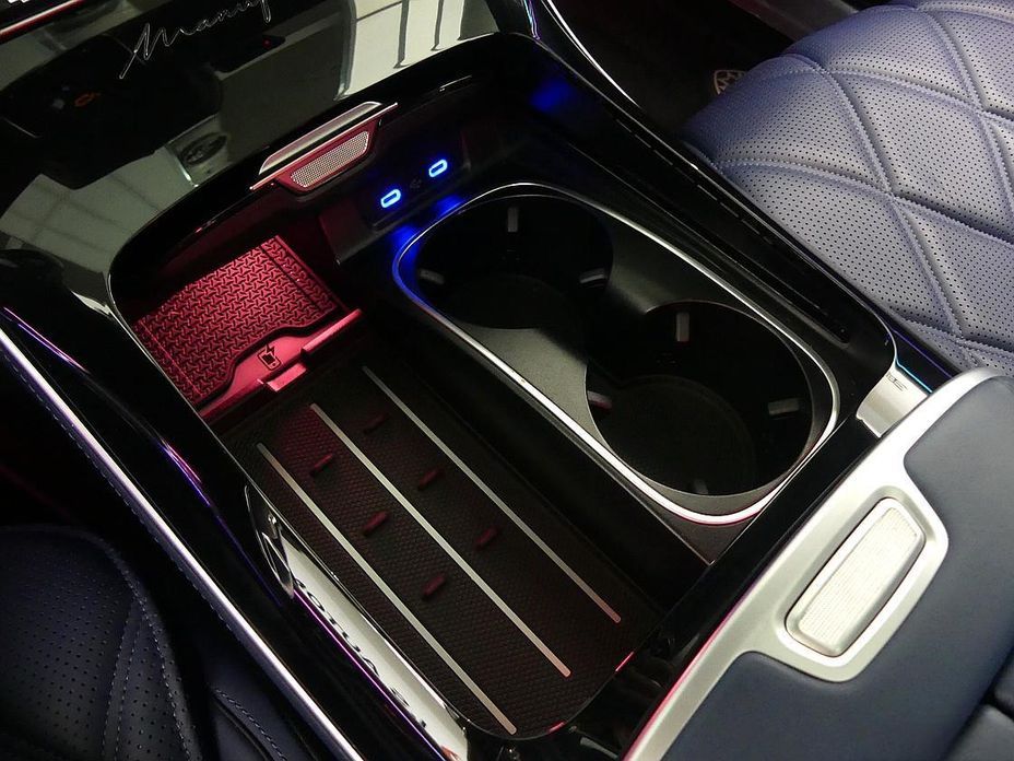 Mercedes-Benz S-Class 2024