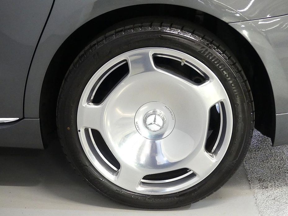 Mercedes-Benz S-Class 2024