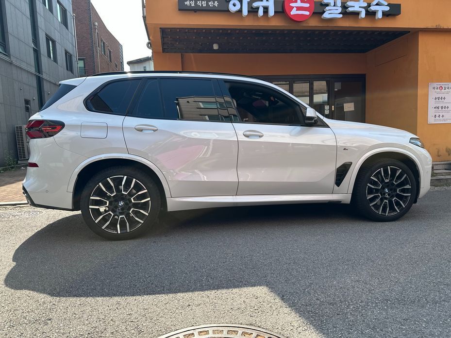 BMW X5 2025