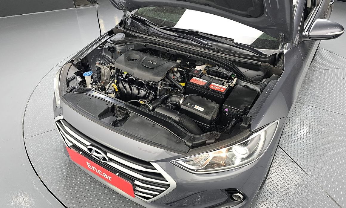 Hyundai AVANTE 2017