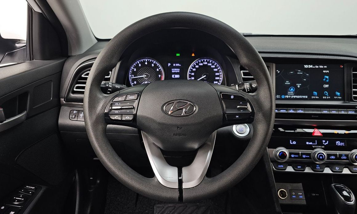 Hyundai AVANTE 2019
