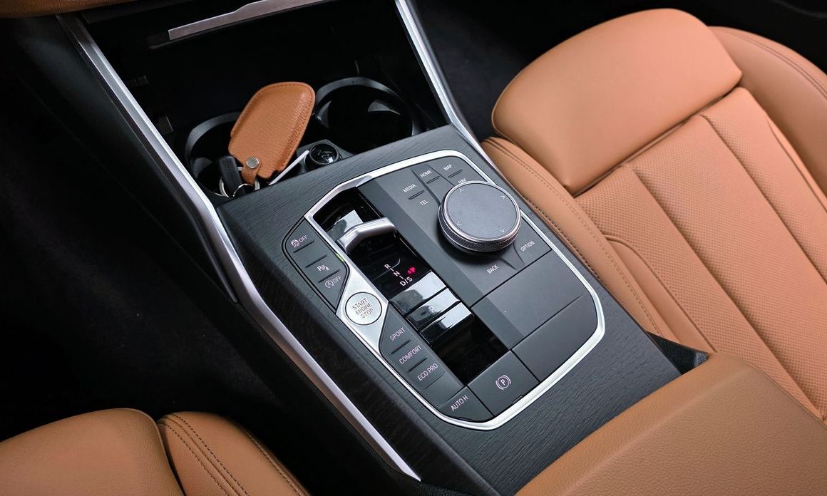 BMW 3-Series 2024