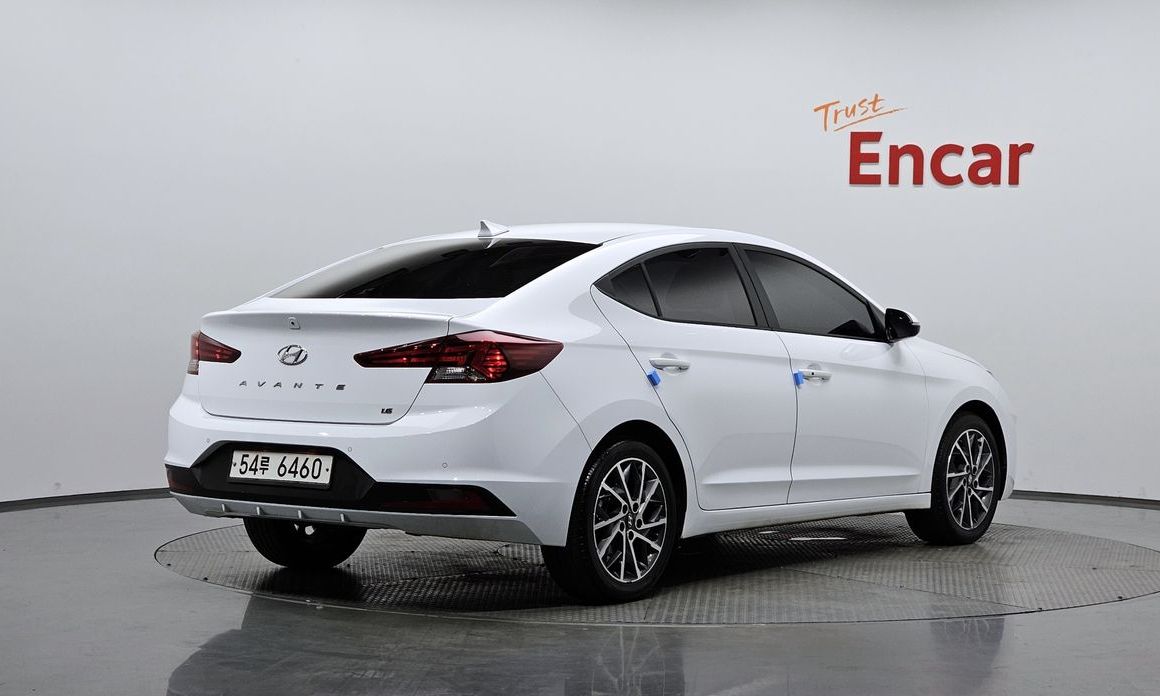 Hyundai AVANTE 2019